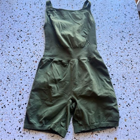 Free People Good Karma Hi Neck RUNSIE Secret Moss NWOT M/L - Picture 4 of 6